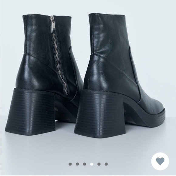 Princess Polly Halo Boots - Picture 5 of 6